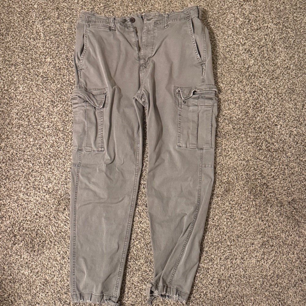 American Eagle Outfitters Men's Cargo Pants in Gray